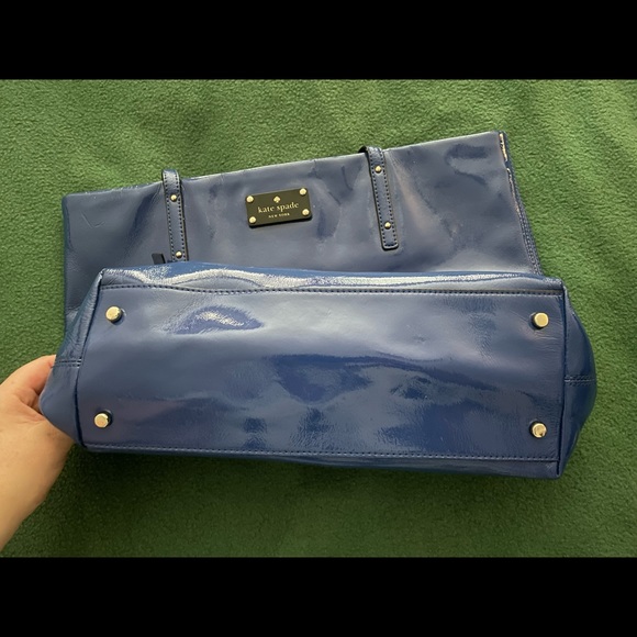 Kate Spade Tote - Picture 4 of 12